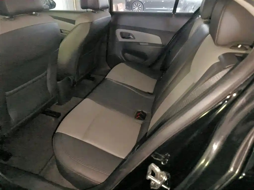 CHEVROLET CRUZE 2013