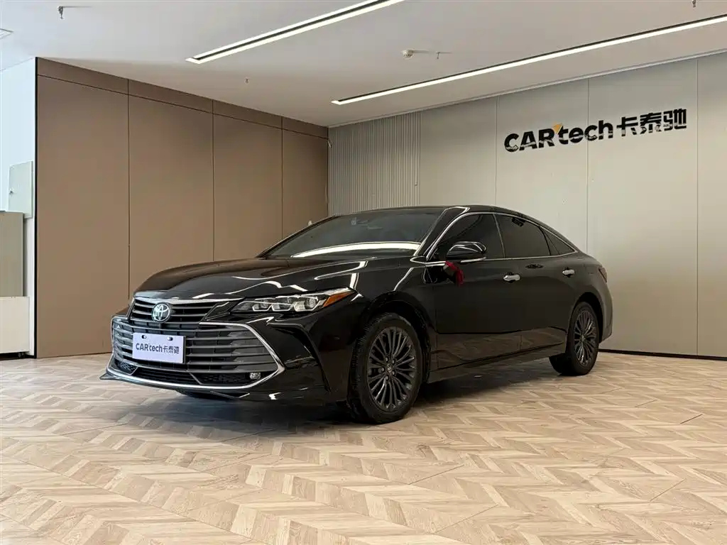 TOYOTA AVALON 2019