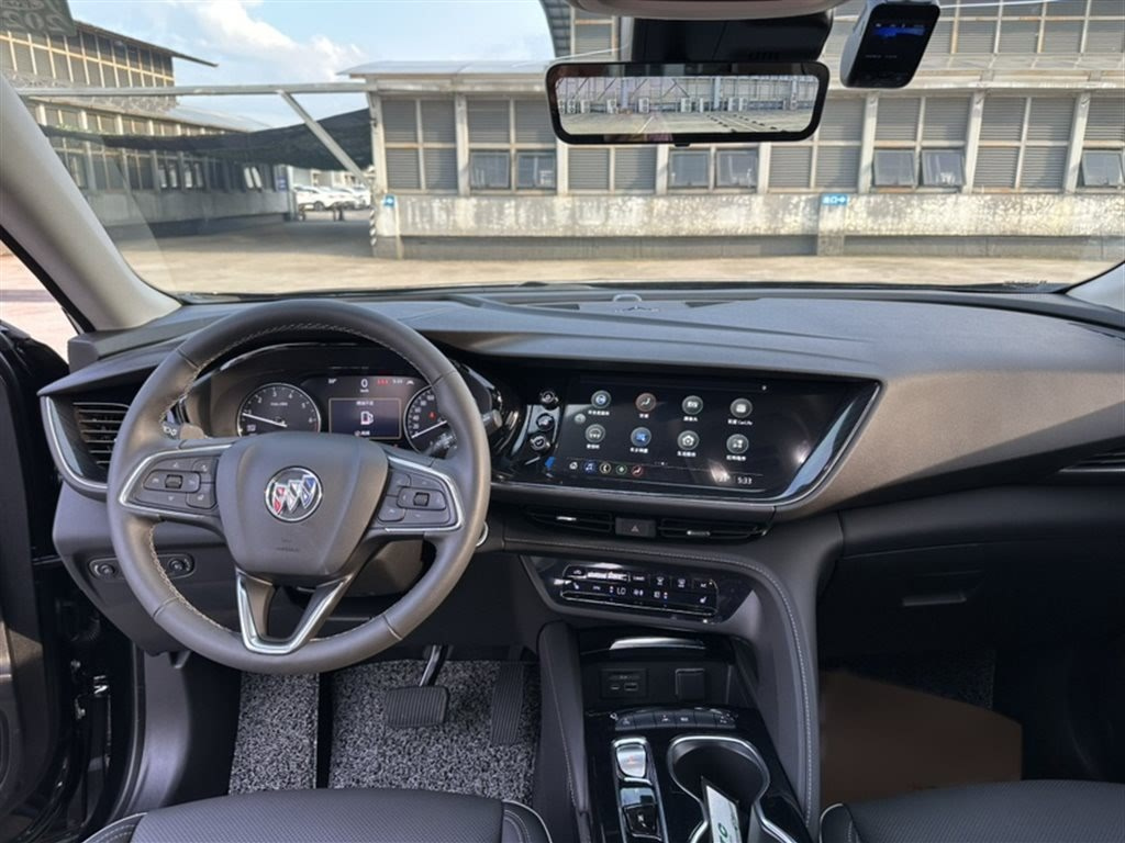 BUICK ENVISION 2023