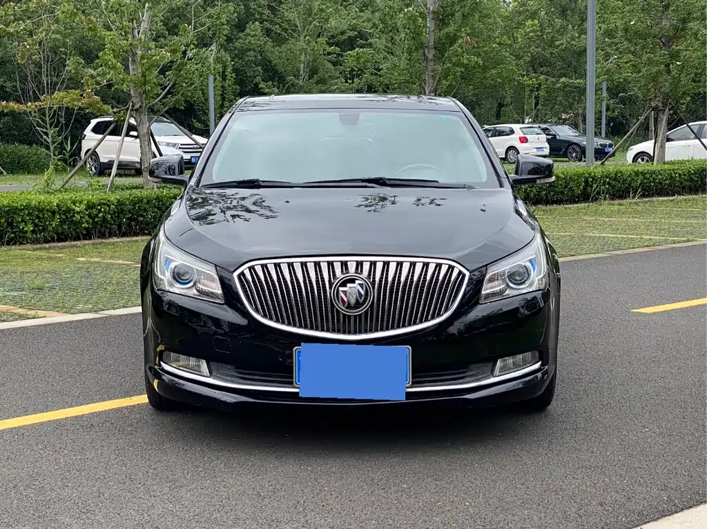 BUICK LACROSSE 2013