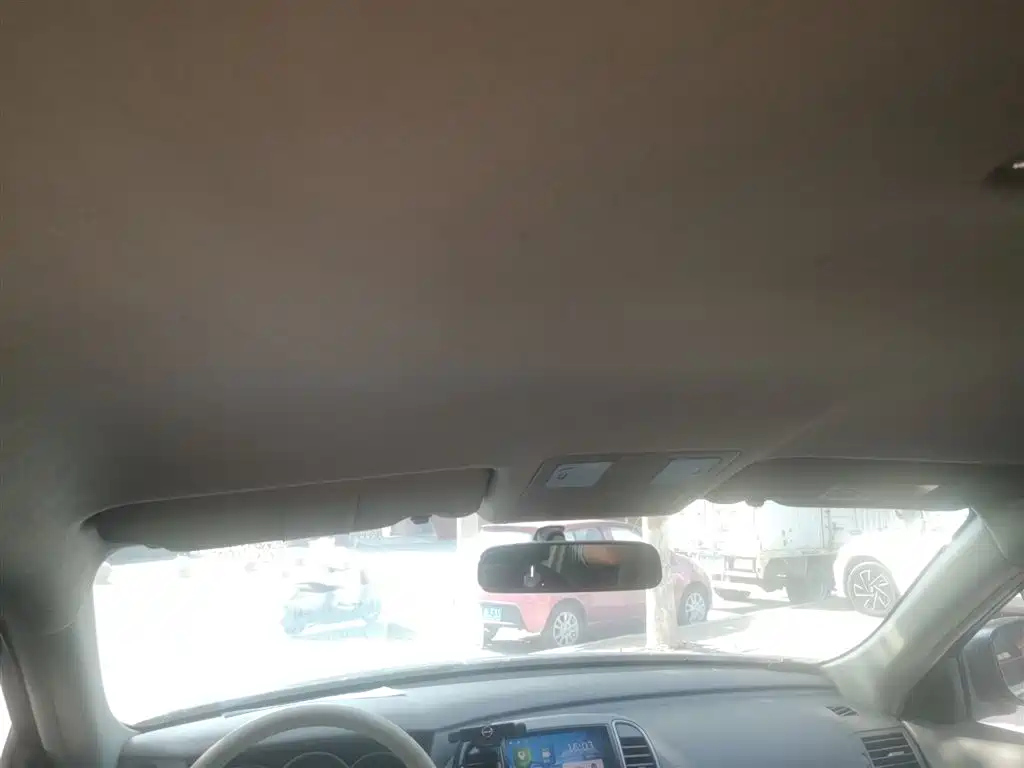 NISSAN SYLPHY 2012