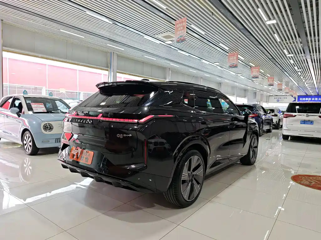 LYNK&CO 08 NEW ENERGY 2023