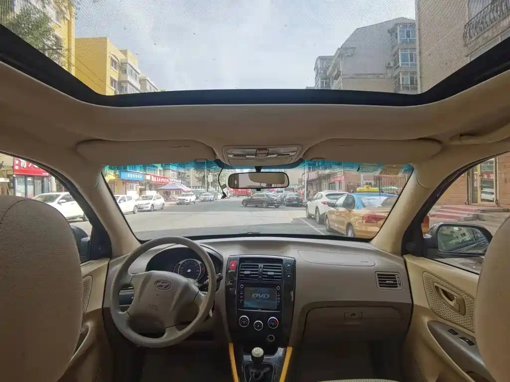 HYUNDAI TUCSON 2012