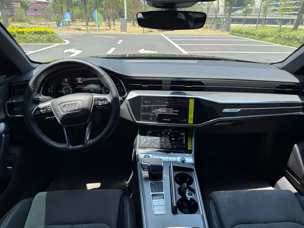 AUDI A6L 2024