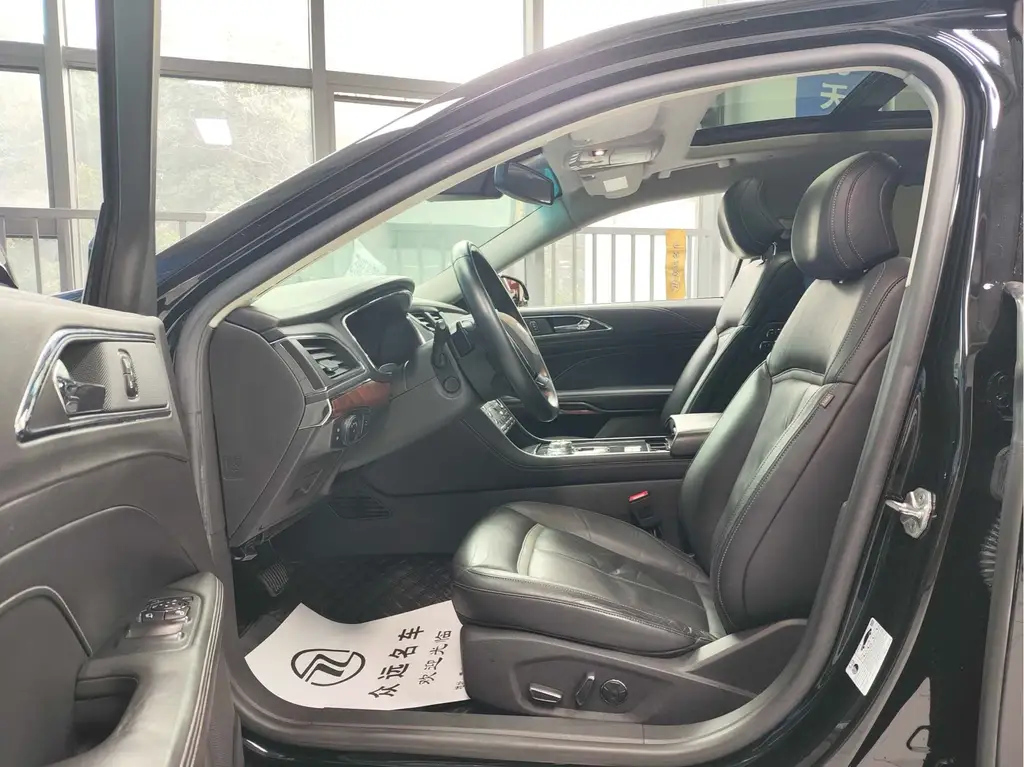 FORD TAURUS 2017
