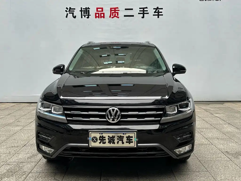 VOLKSWAGEN TIGUAN L 2020