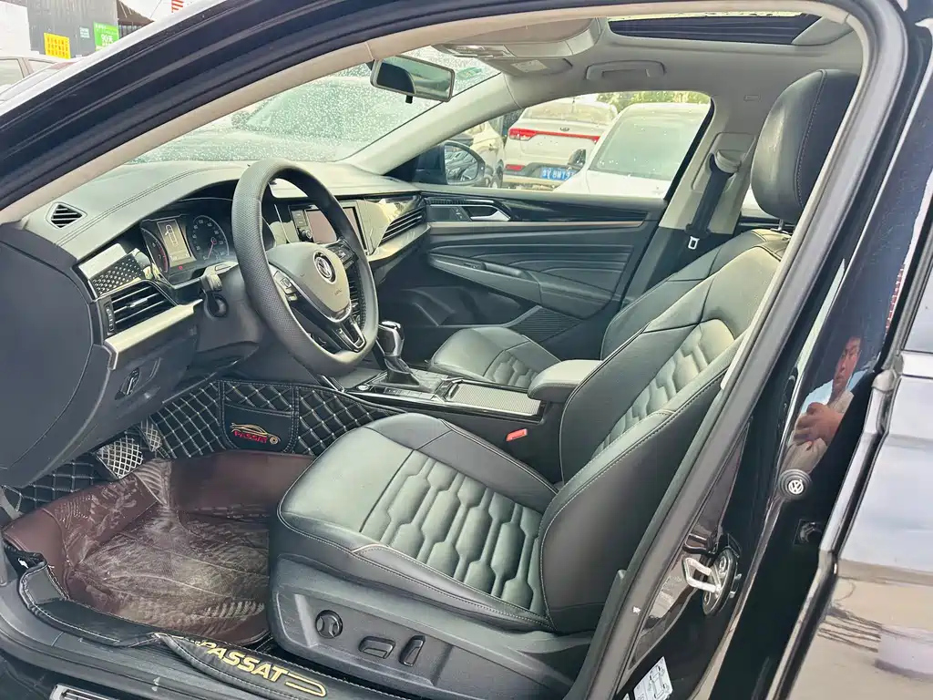 VOLKSWAGEN PASSAT 2019