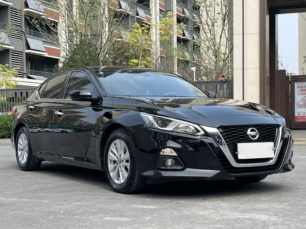 NISSAN TEANA 2021