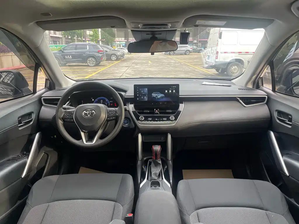 TOYOTA FRONTLANDER 2023