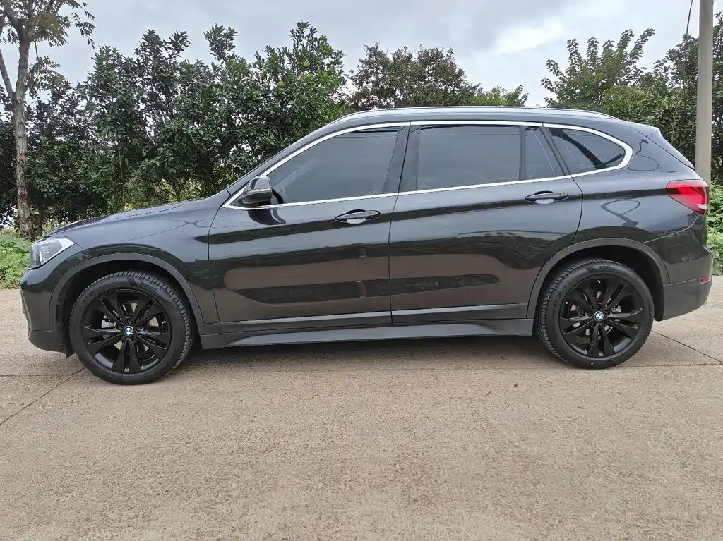 BMW X1 2021