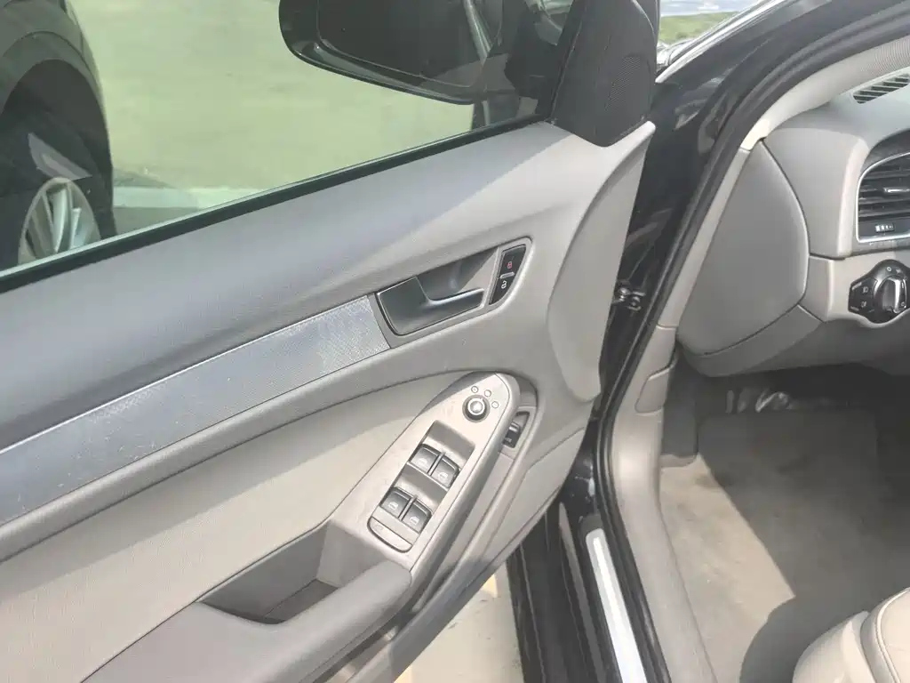 AUDI A4L 2009