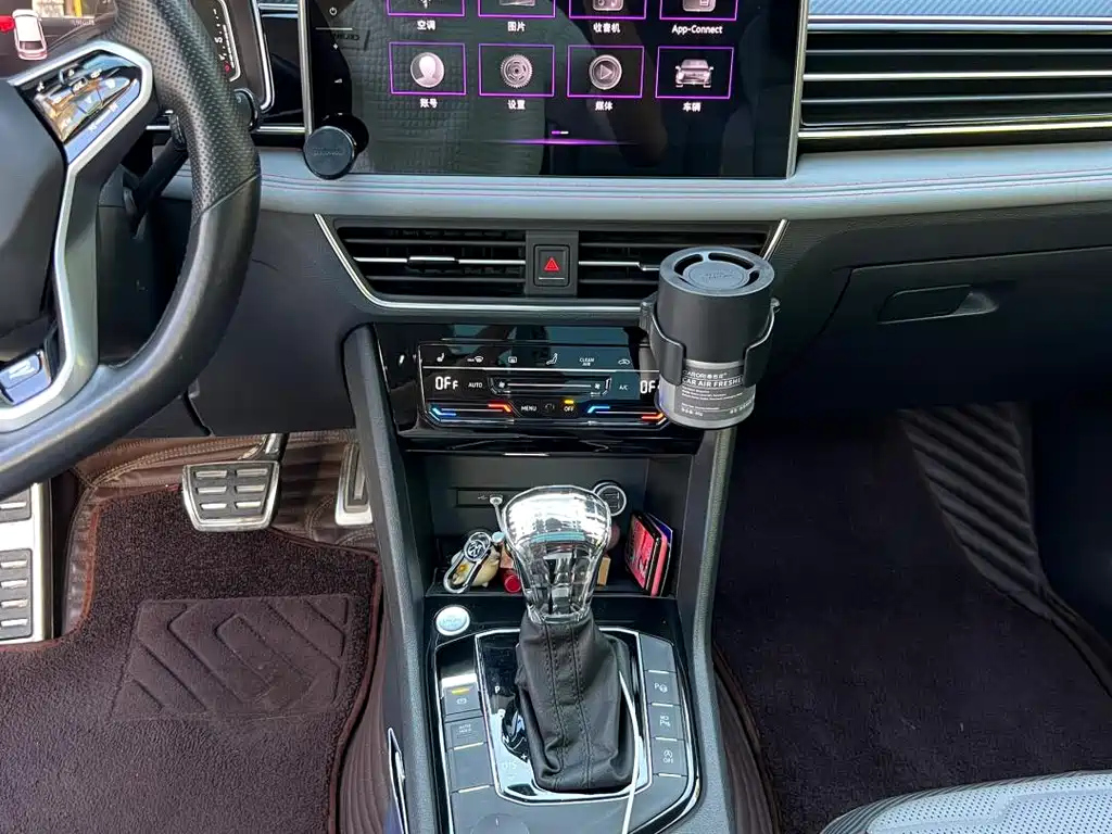 VOLKSWAGEN TIGUAN L 2023