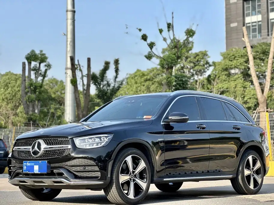 MERCEDES BENZ GLC 2022