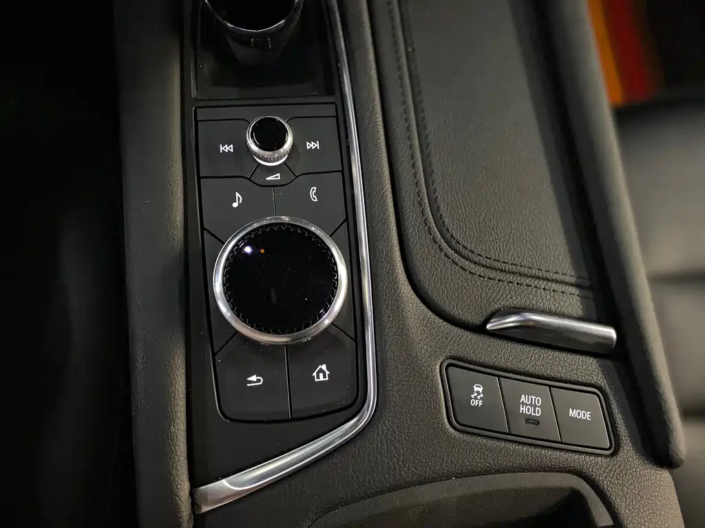 CADILLAC XT6 2022