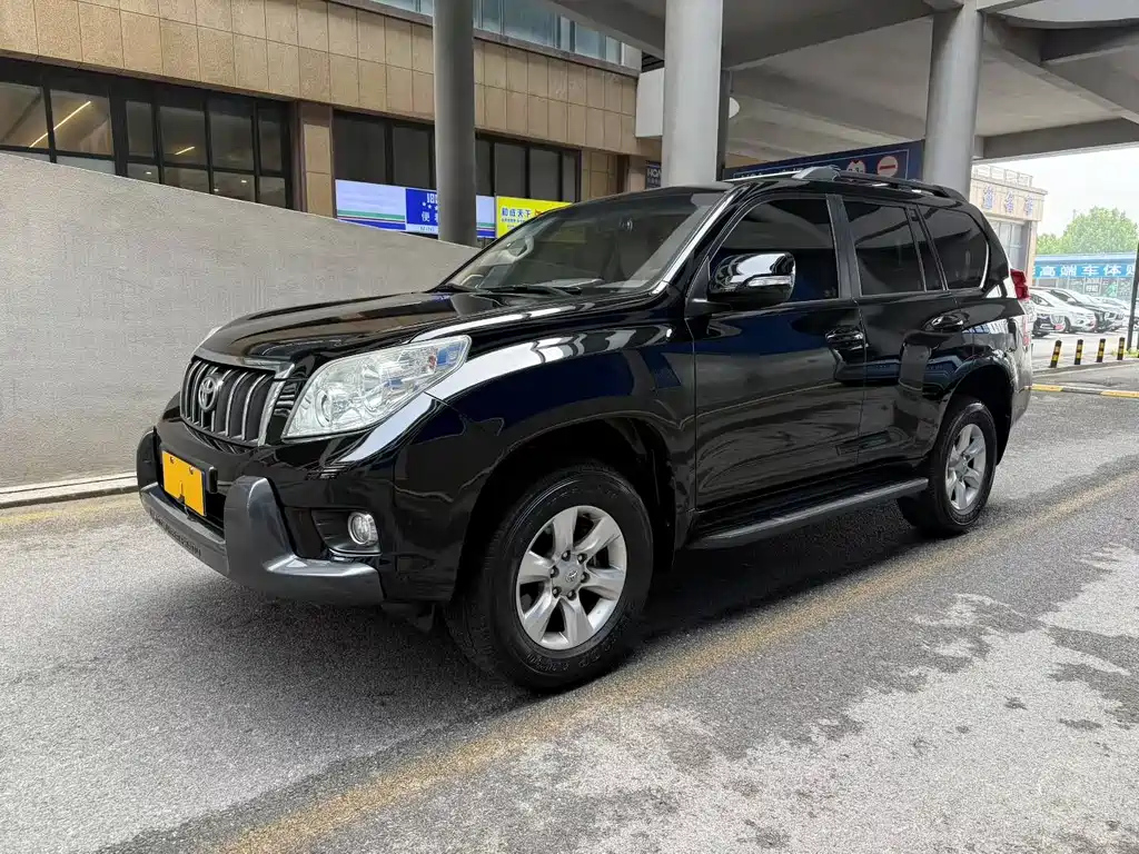 TOYOTA PRADO IMPORT 2010