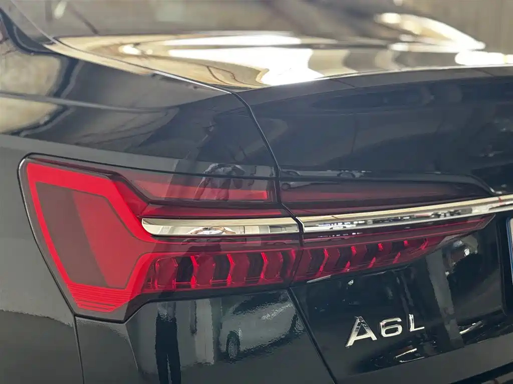 AUDI A6L 2020