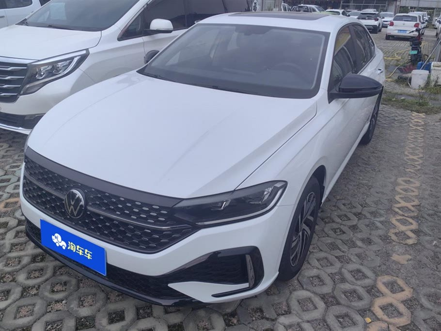 VOLKSWAGEN LAVIDA 2023