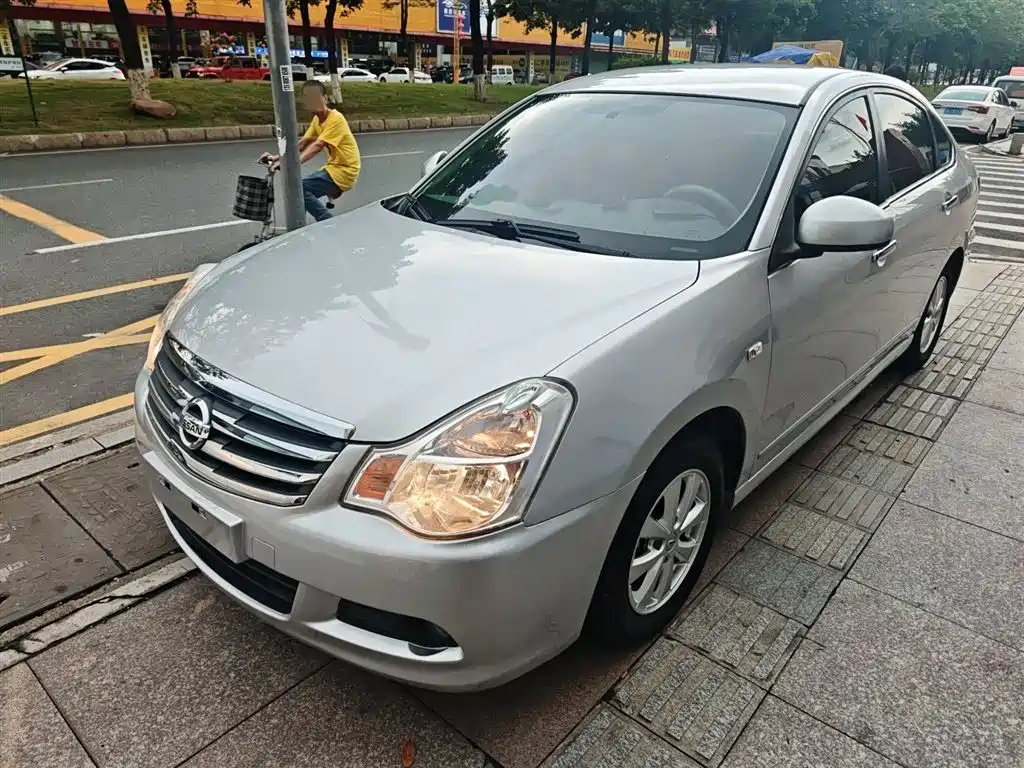 NISSAN SYLPHY 2012