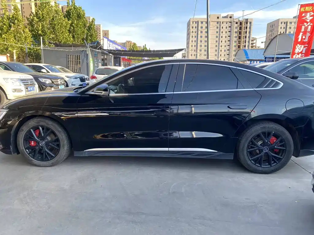BYD HAN 2024