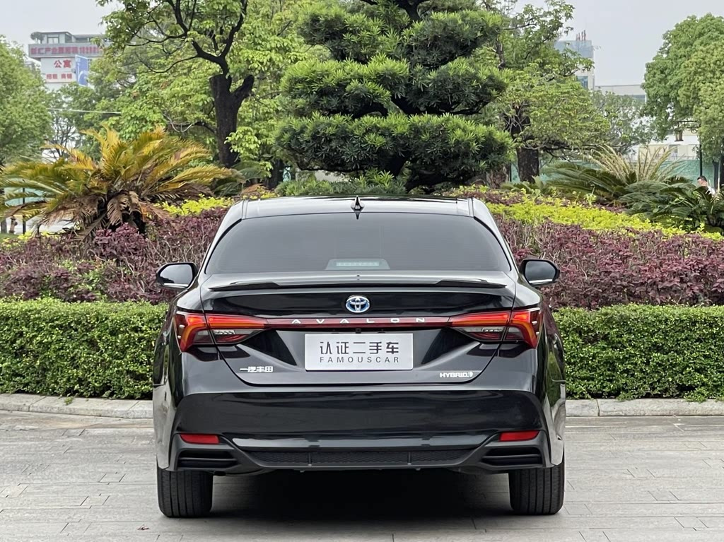TOYOTA AVALON 2023