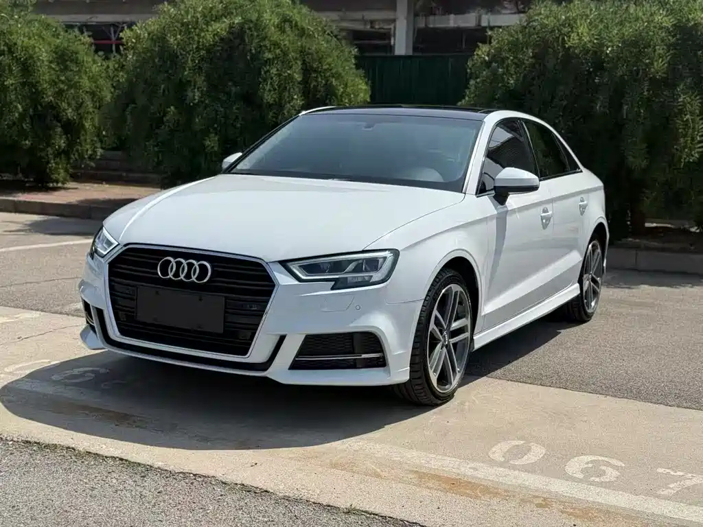 AUDI A3 2018