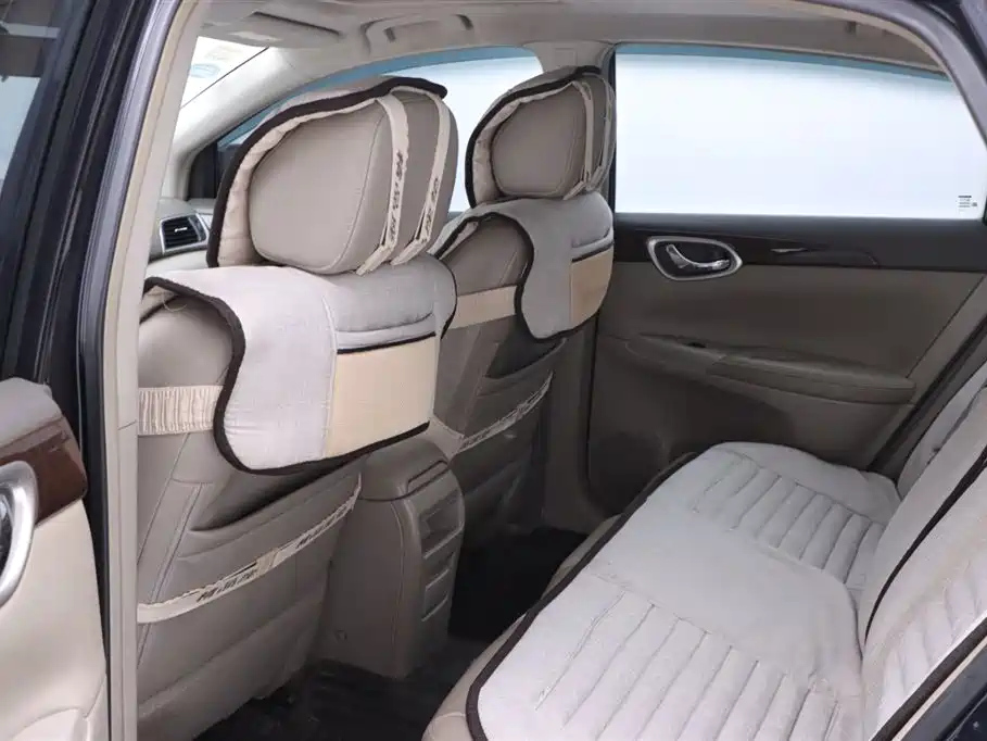 NISSAN SYLPHY 2013
