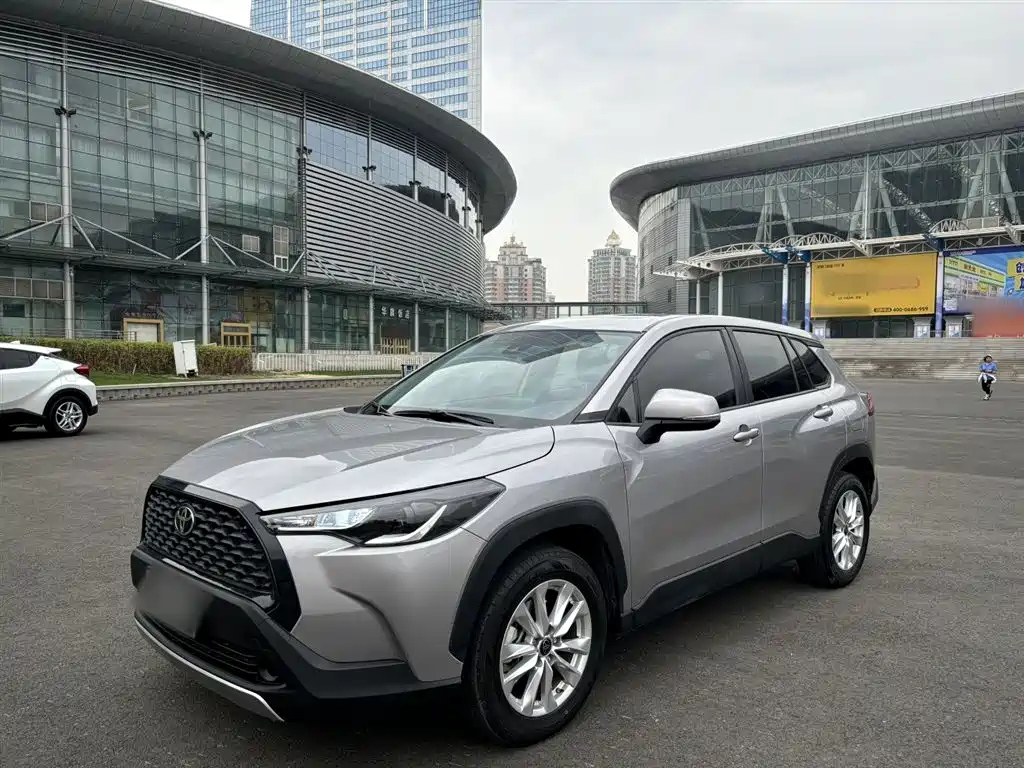 TOYOTA COROLLA CROSS 2022