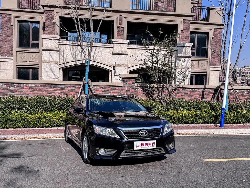 TOYOTA CAMRY 2012