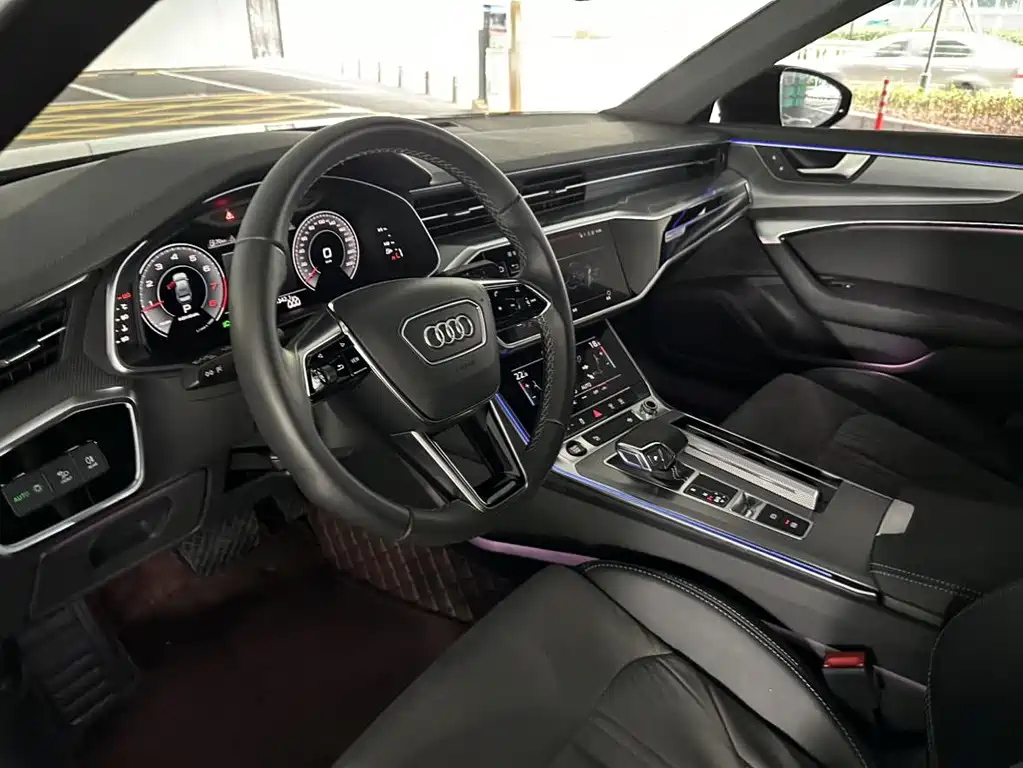AUDI A6L 2020
