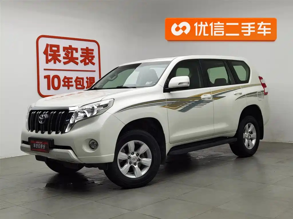 TOYOTA PRADO 2015