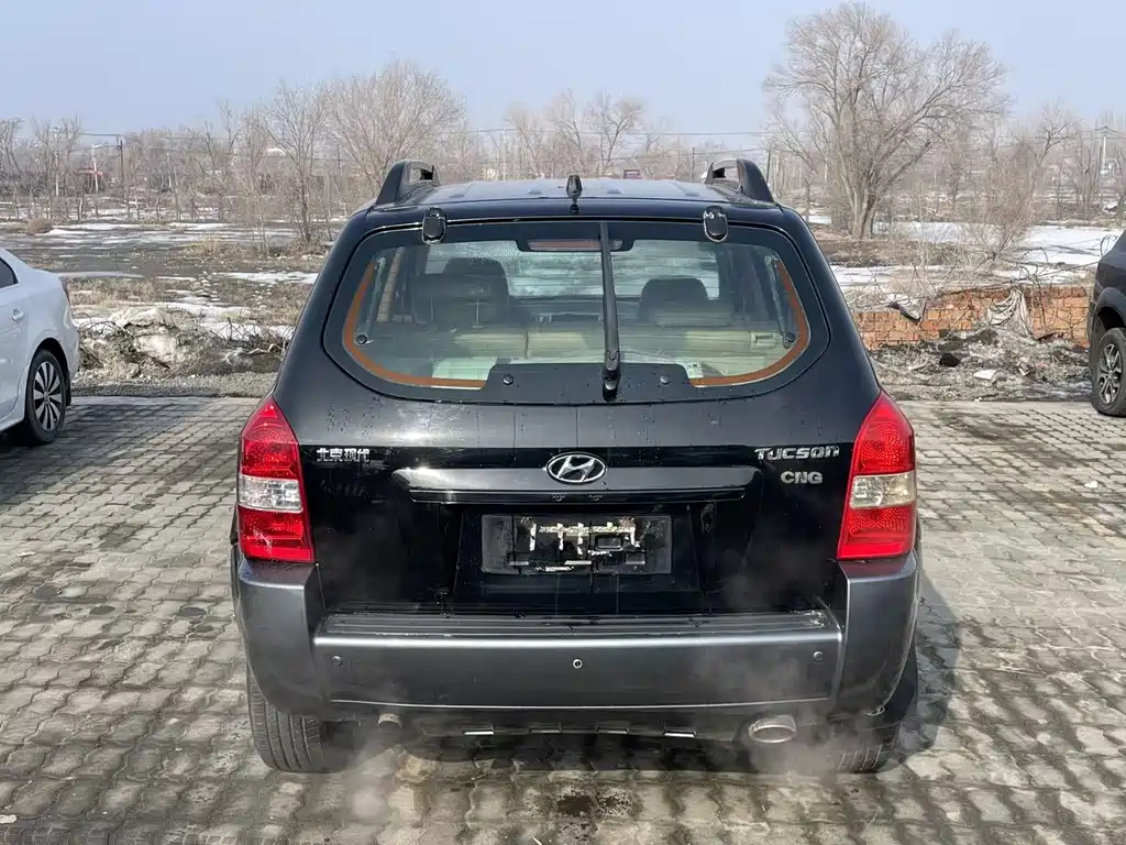 HYUNDAI TUCSON 2012