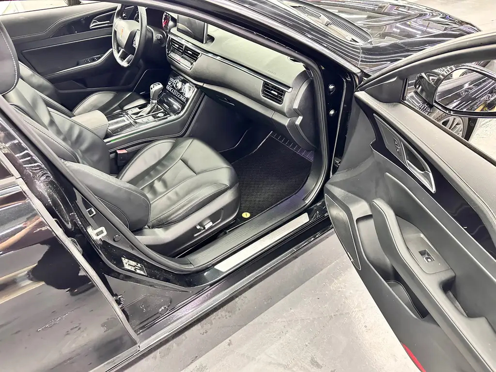 HONGQI H5 2019