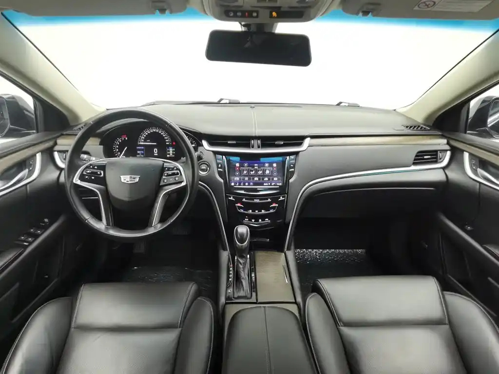 CADILLAC XTS 2018