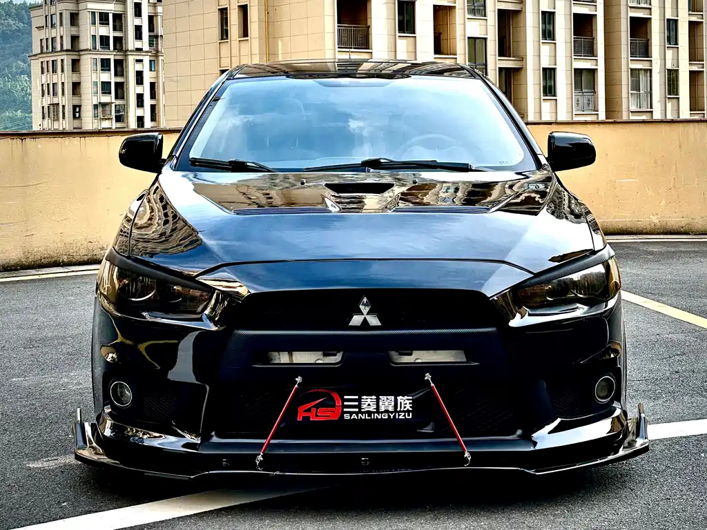 MITSUBISHI LANCER EX 2011