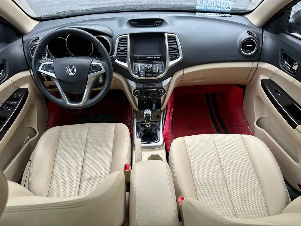 CHANGAN EADO 2015