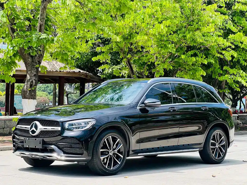 MERCEDES BENZ GLC 2020