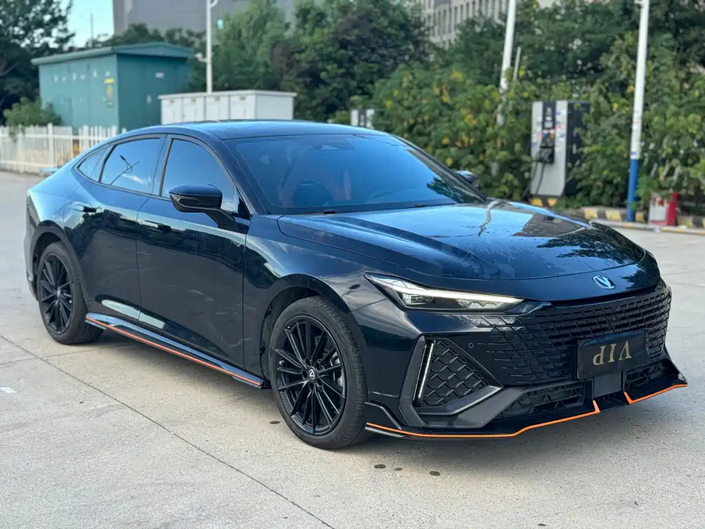 CHANGAN UNI-V 2023