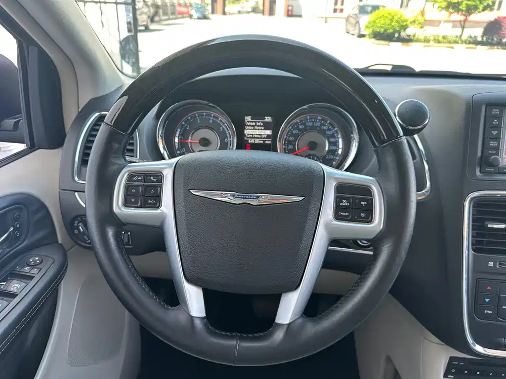 CHRYSLER OTHER 2013
