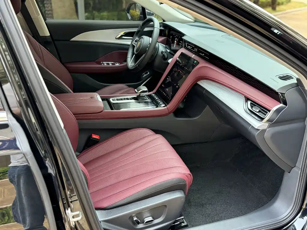 HONGQI H5 2025