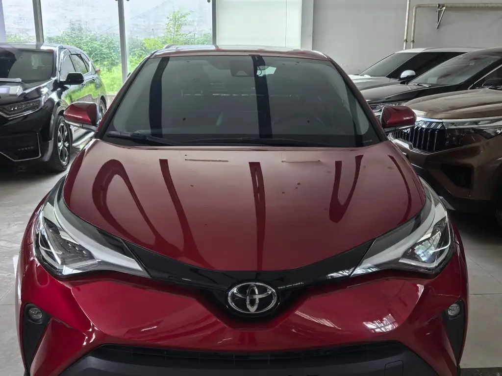 TOYOTA C-HR 2021
