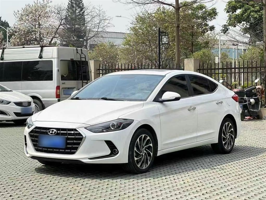 HYUNDAI ELANTRA 2019