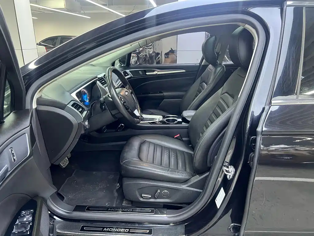 FORD MONDEO 2013