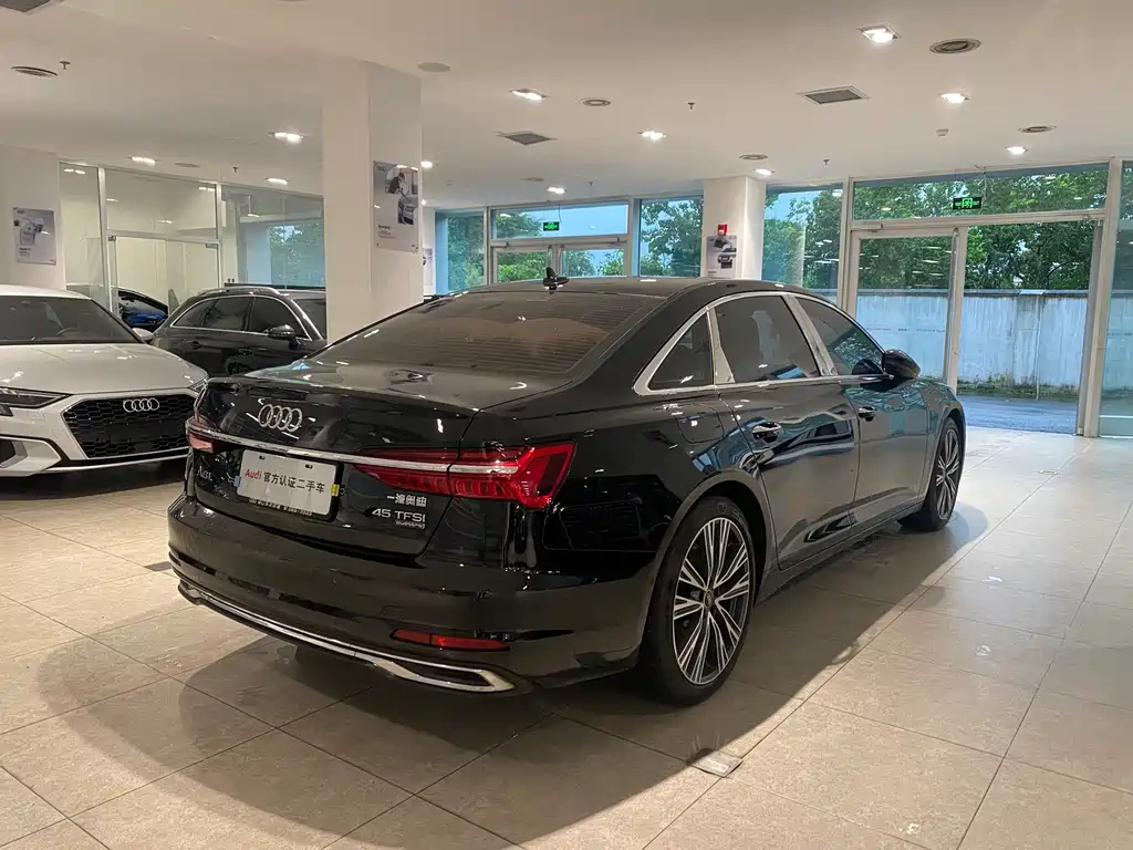 AUDI A6L 2022
