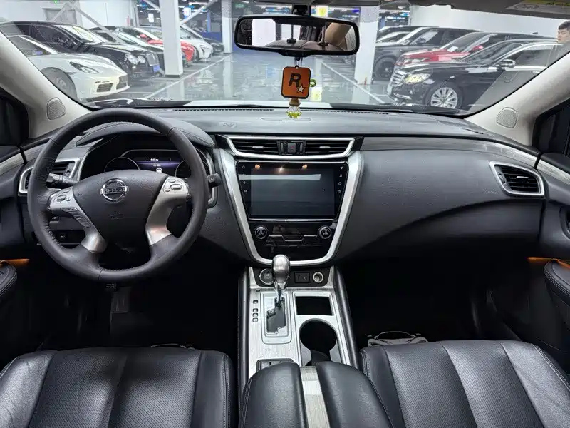NISSAN MURANO 2019