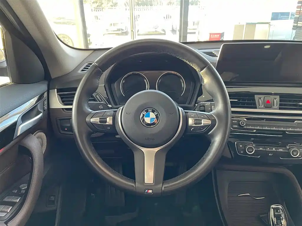 BMW X1 2023