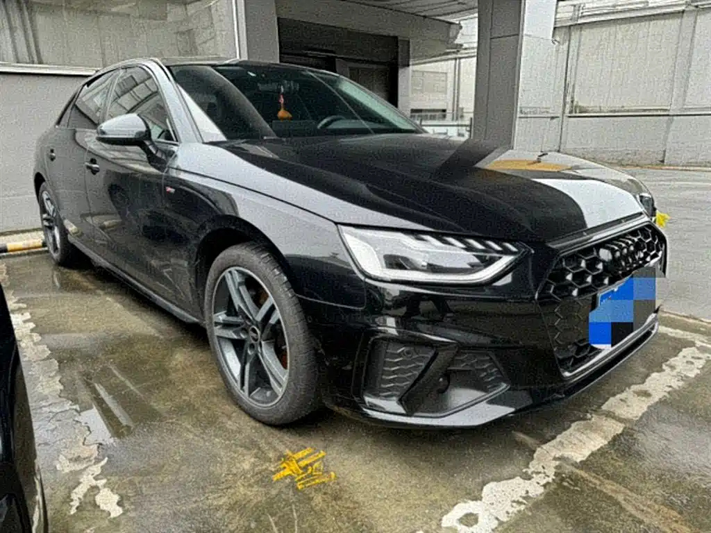 AUDI A4L 2022