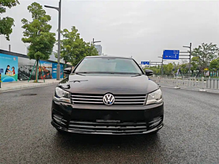 VOLKSWAGEN BORA 2013