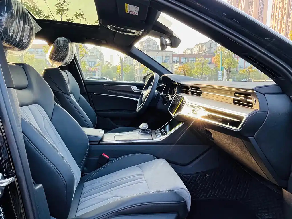 AUDI A6L 2024
