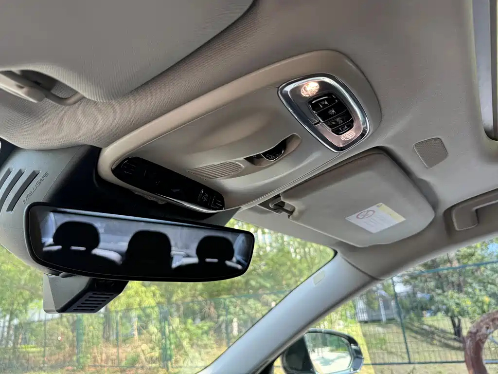 VOLVO S90 2018