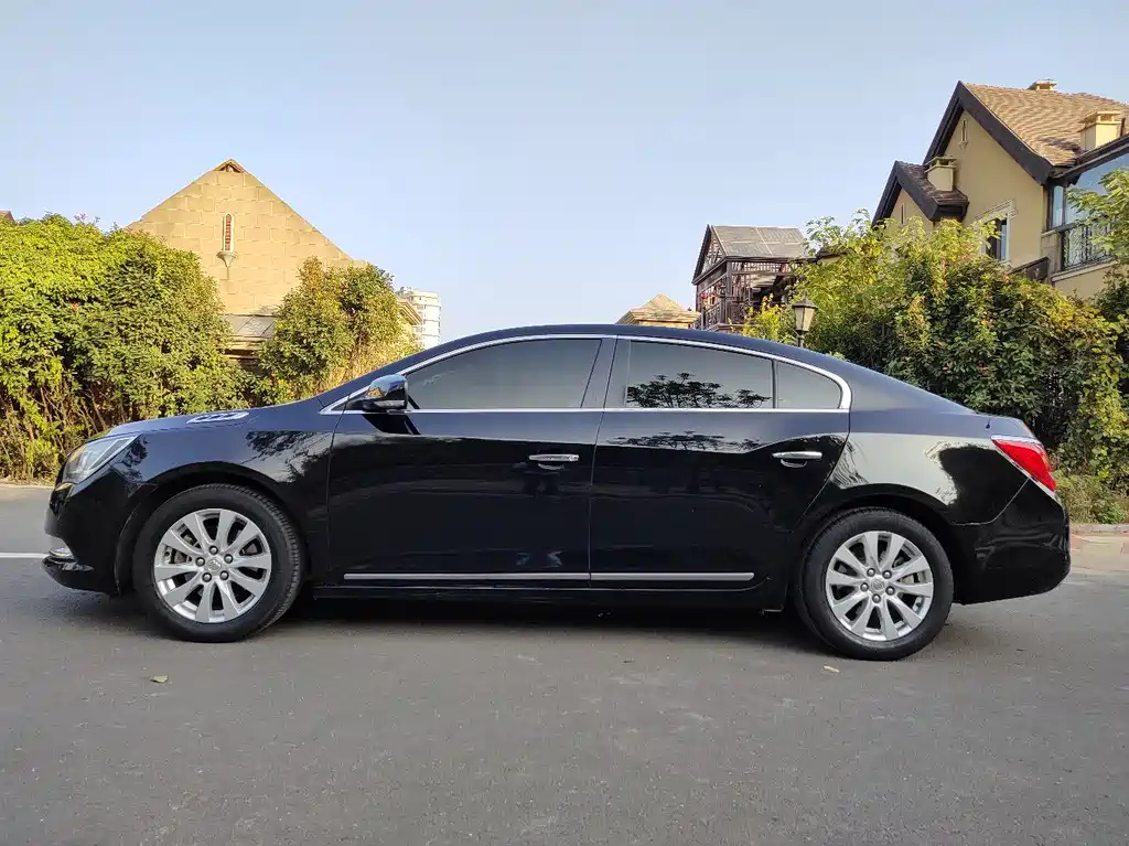 BUICK LACROSSE 2015
